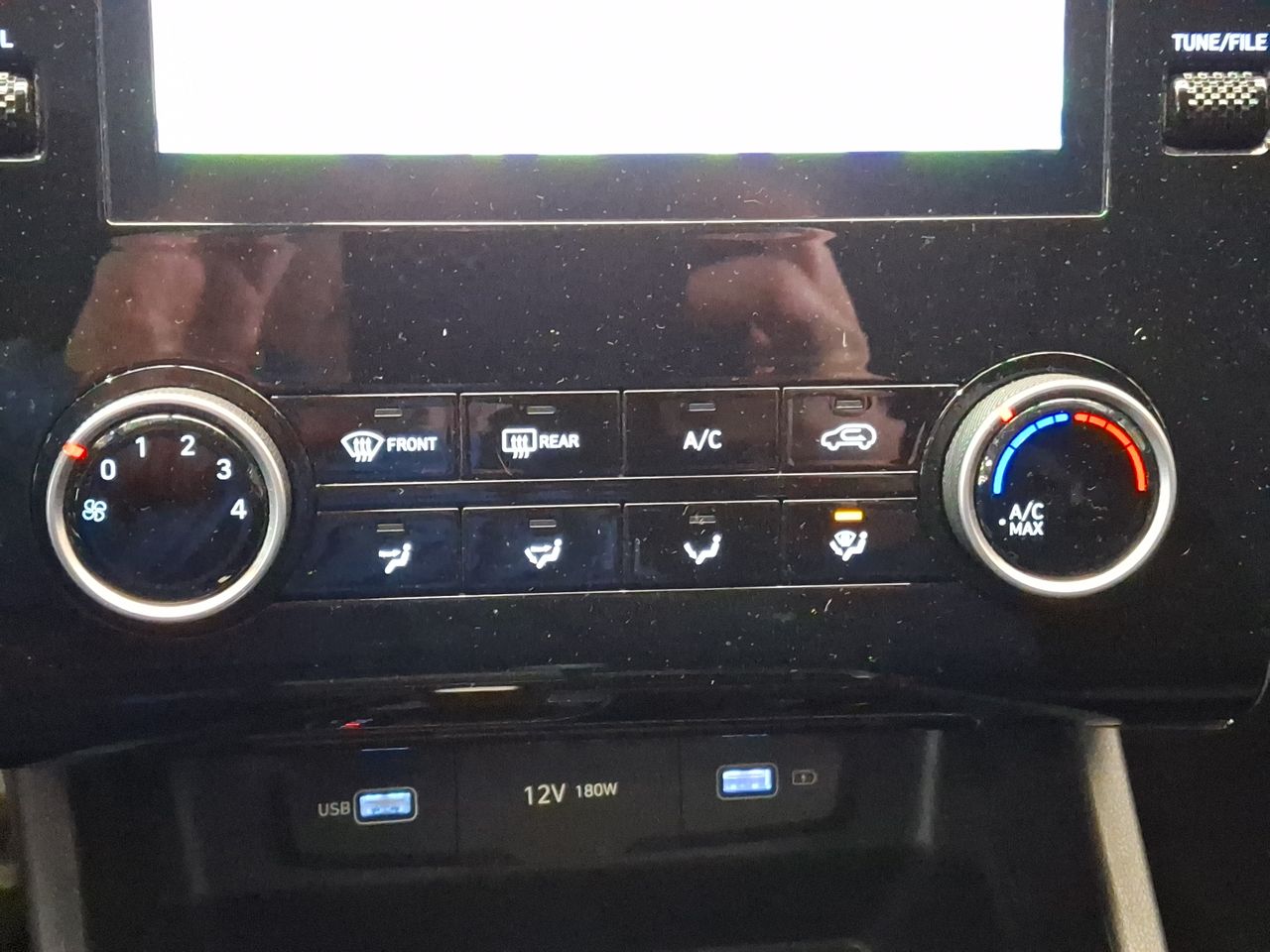 Hyundai Tucson — foto 30 de 35
