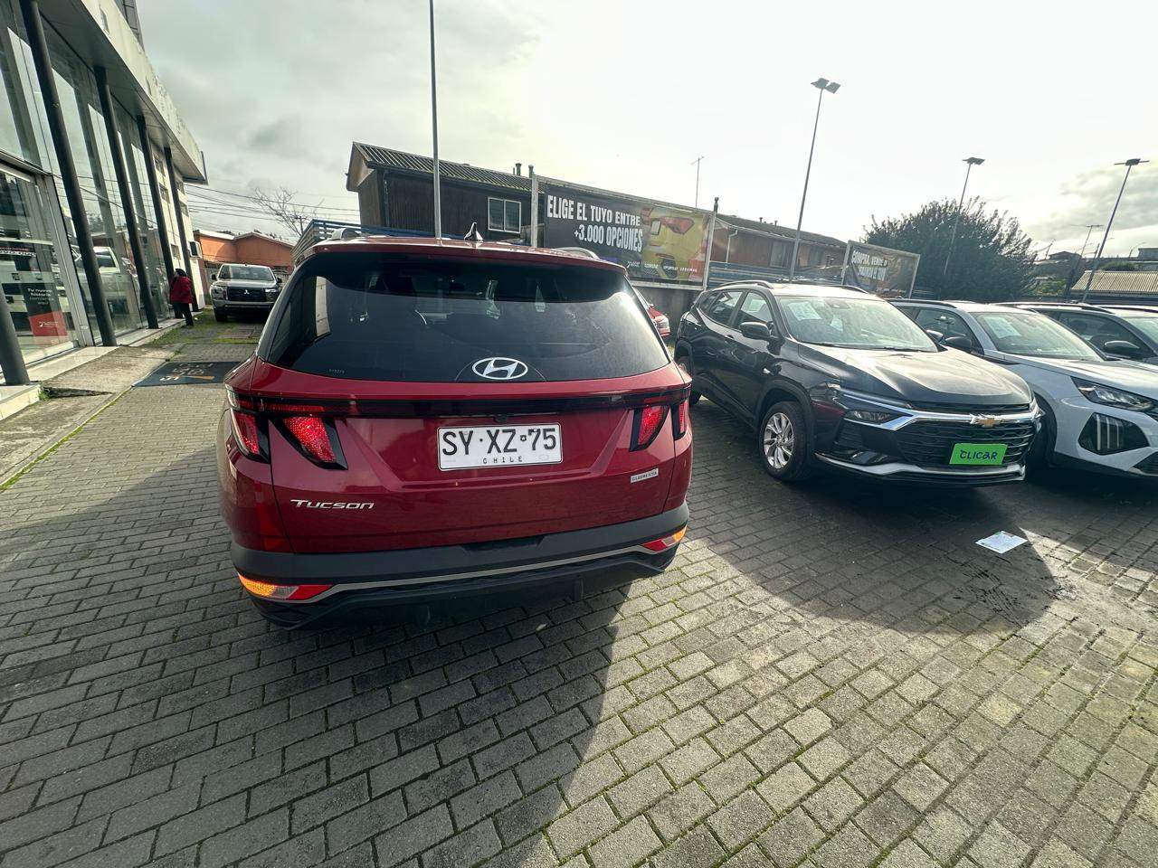 HYUNDAI - 4