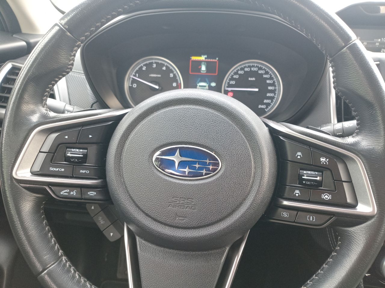 Subaru Forester — foto 17 de 26