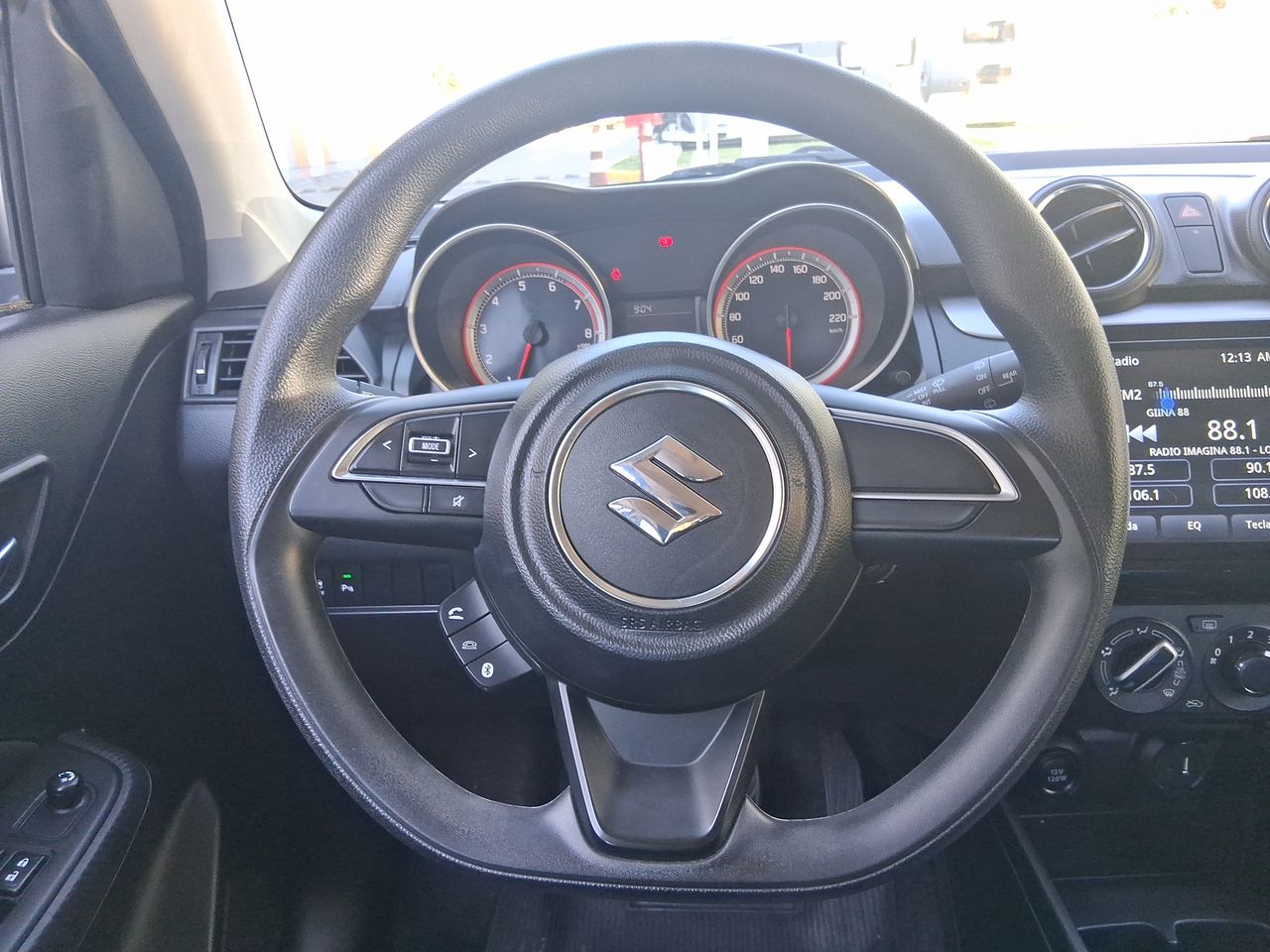 SUZUKI - 20