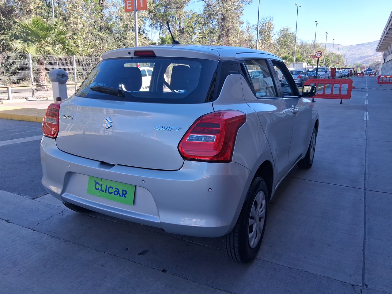 SUZUKI - 5