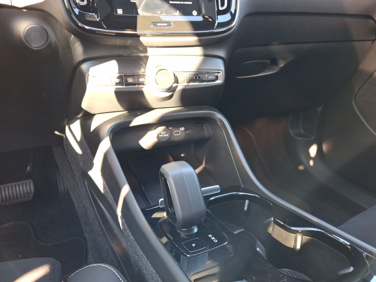 VOLVO - 30