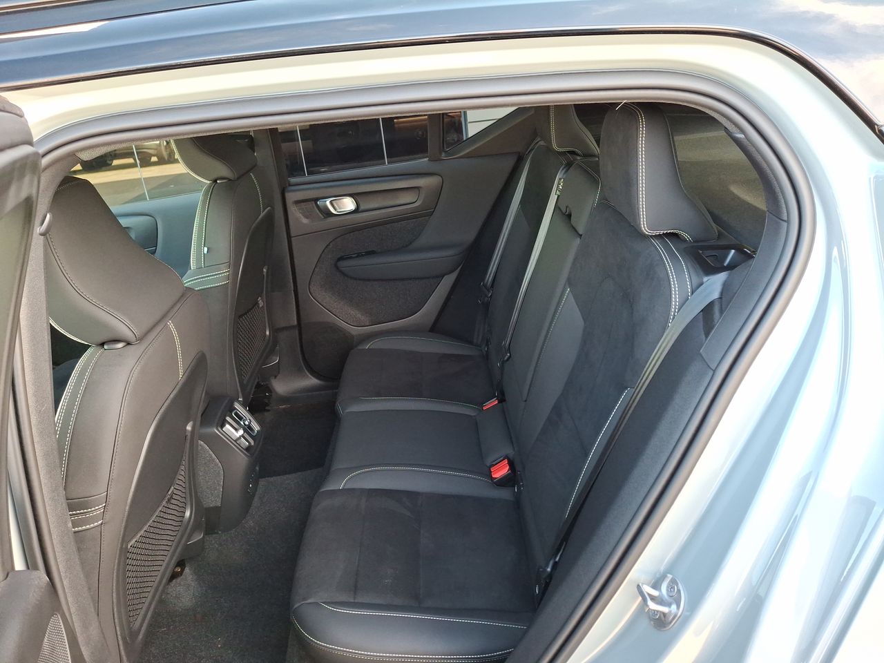 VOLVO - 35