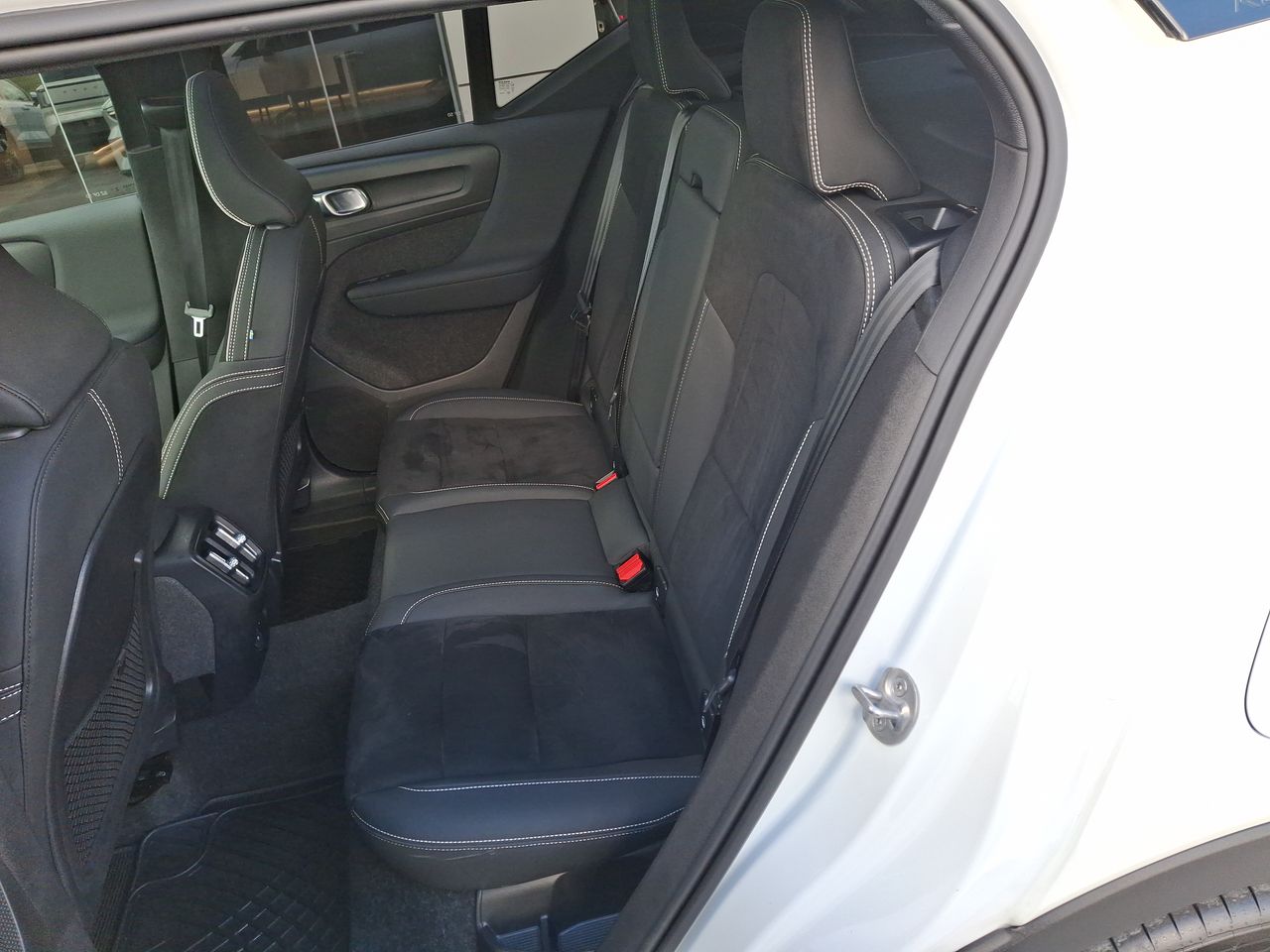 VOLVO - 35