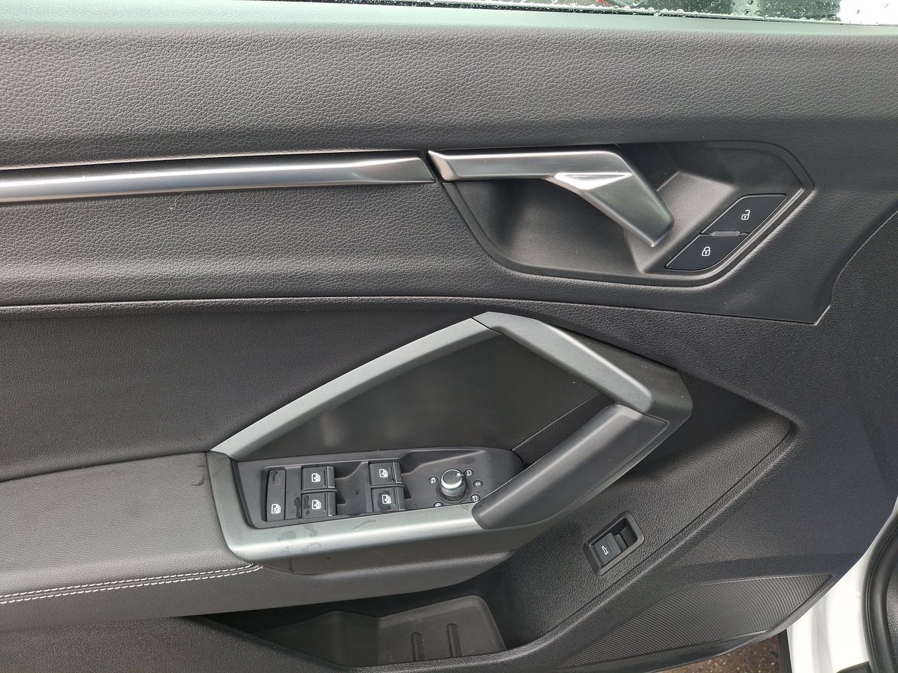 AUDI - 21