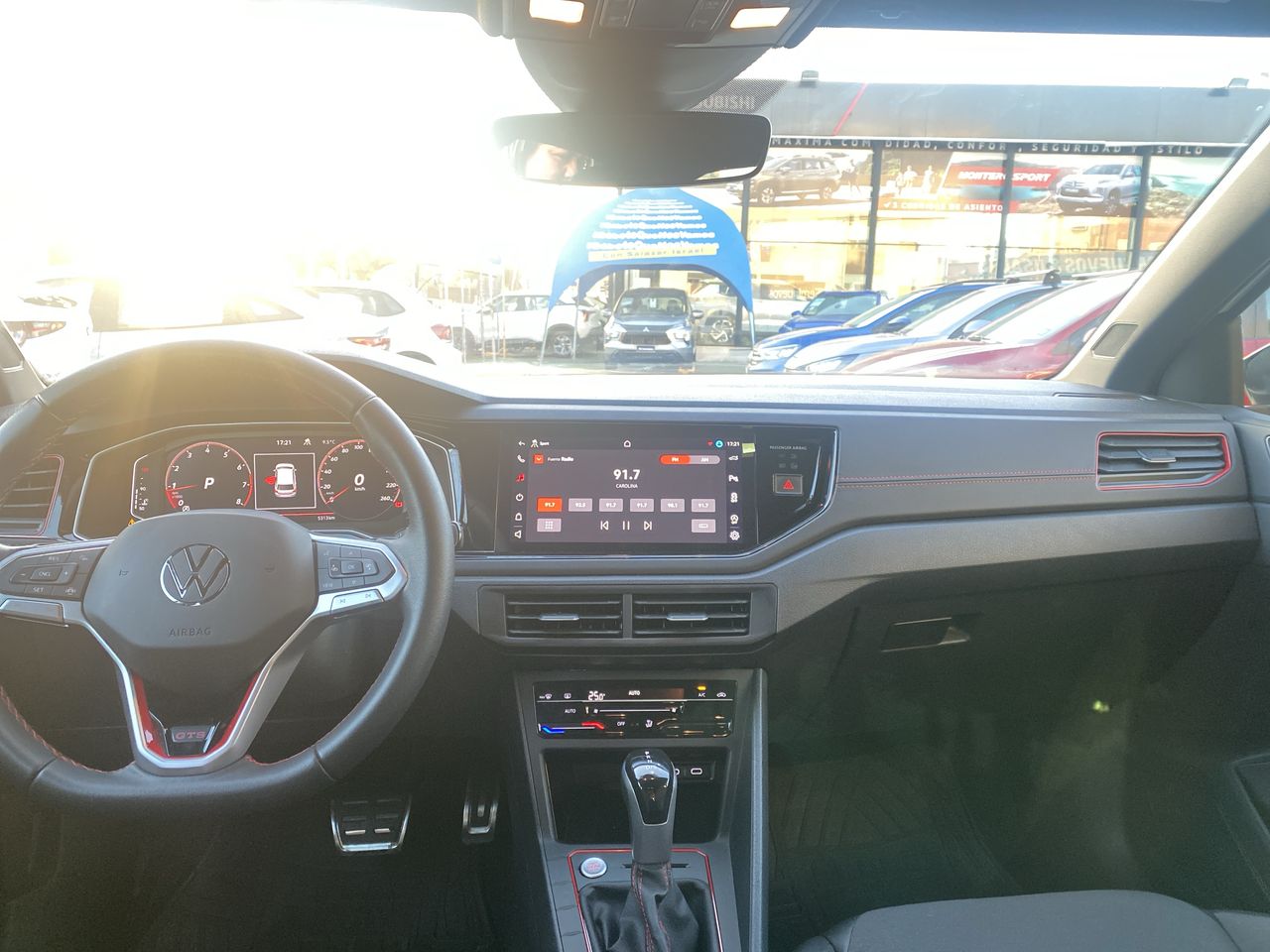 VOLKSWAGEN - 32