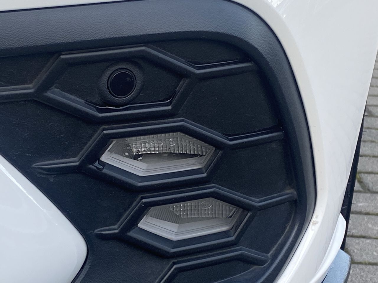 VOLKSWAGEN - 20
