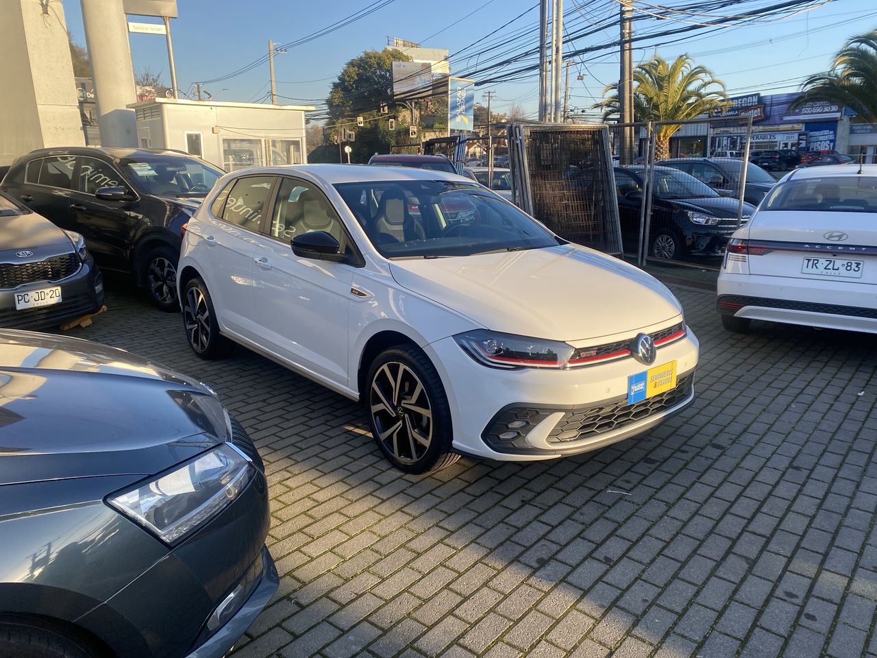 VOLKSWAGEN - 1
