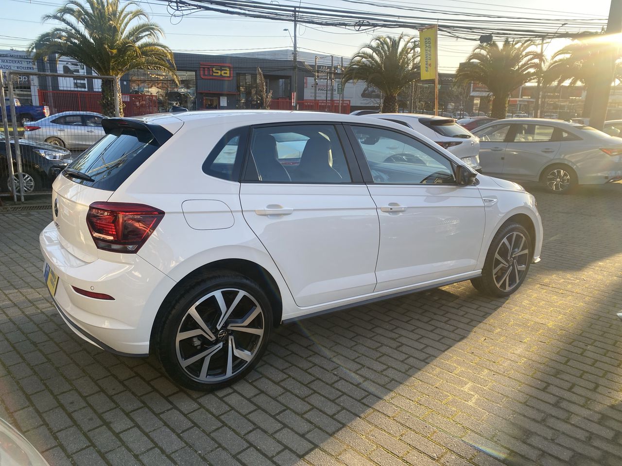 VOLKSWAGEN - 7