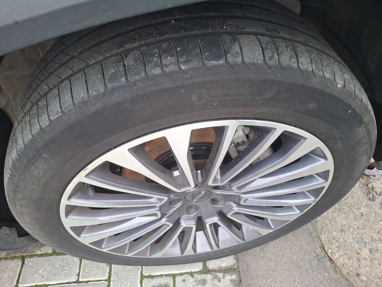 Jetour X90 Plus — foto 18 de 38