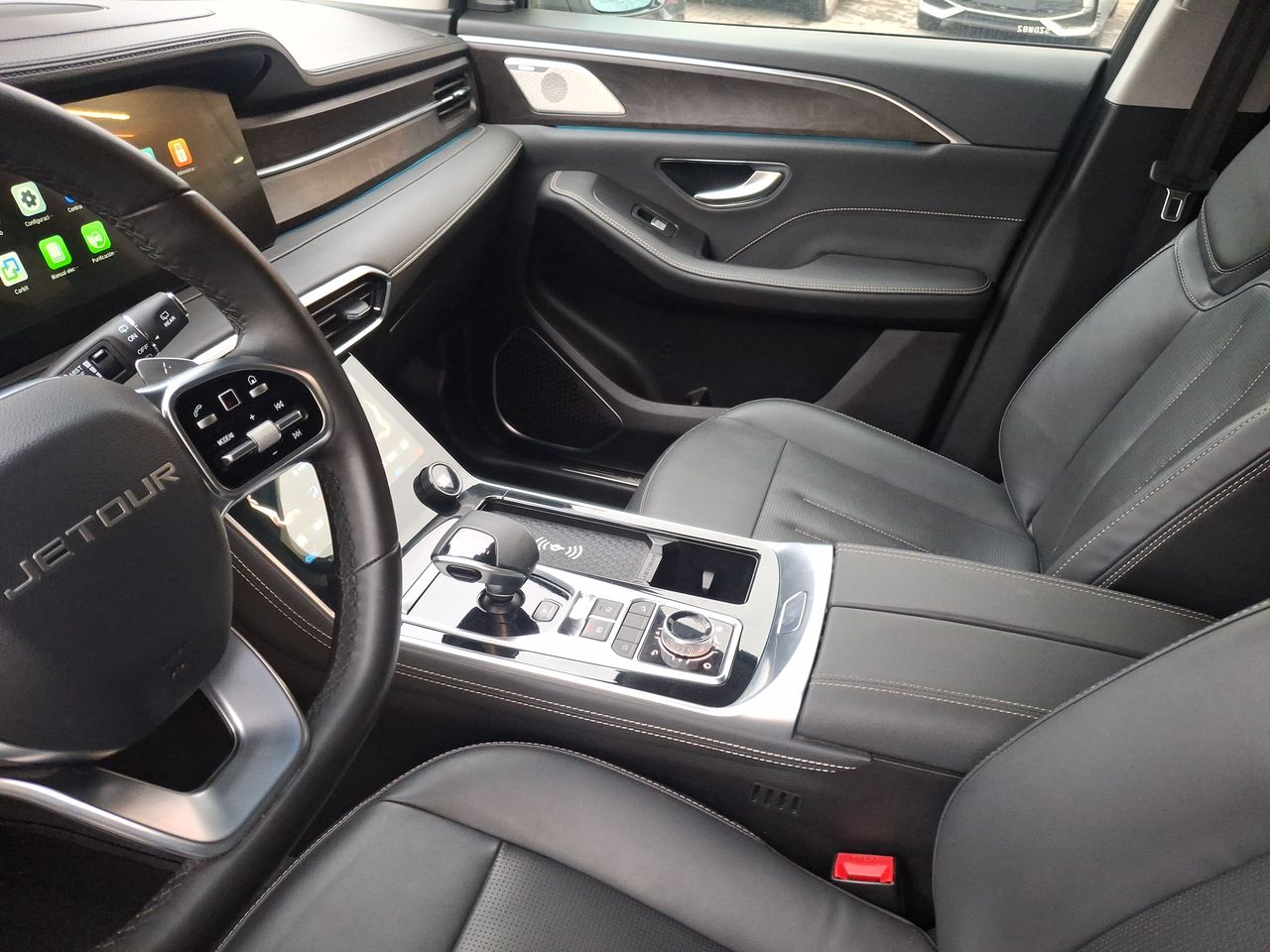 Jetour X90 Plus — foto 17 de 38