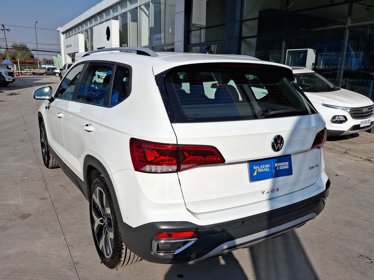 VOLKSWAGEN - 5