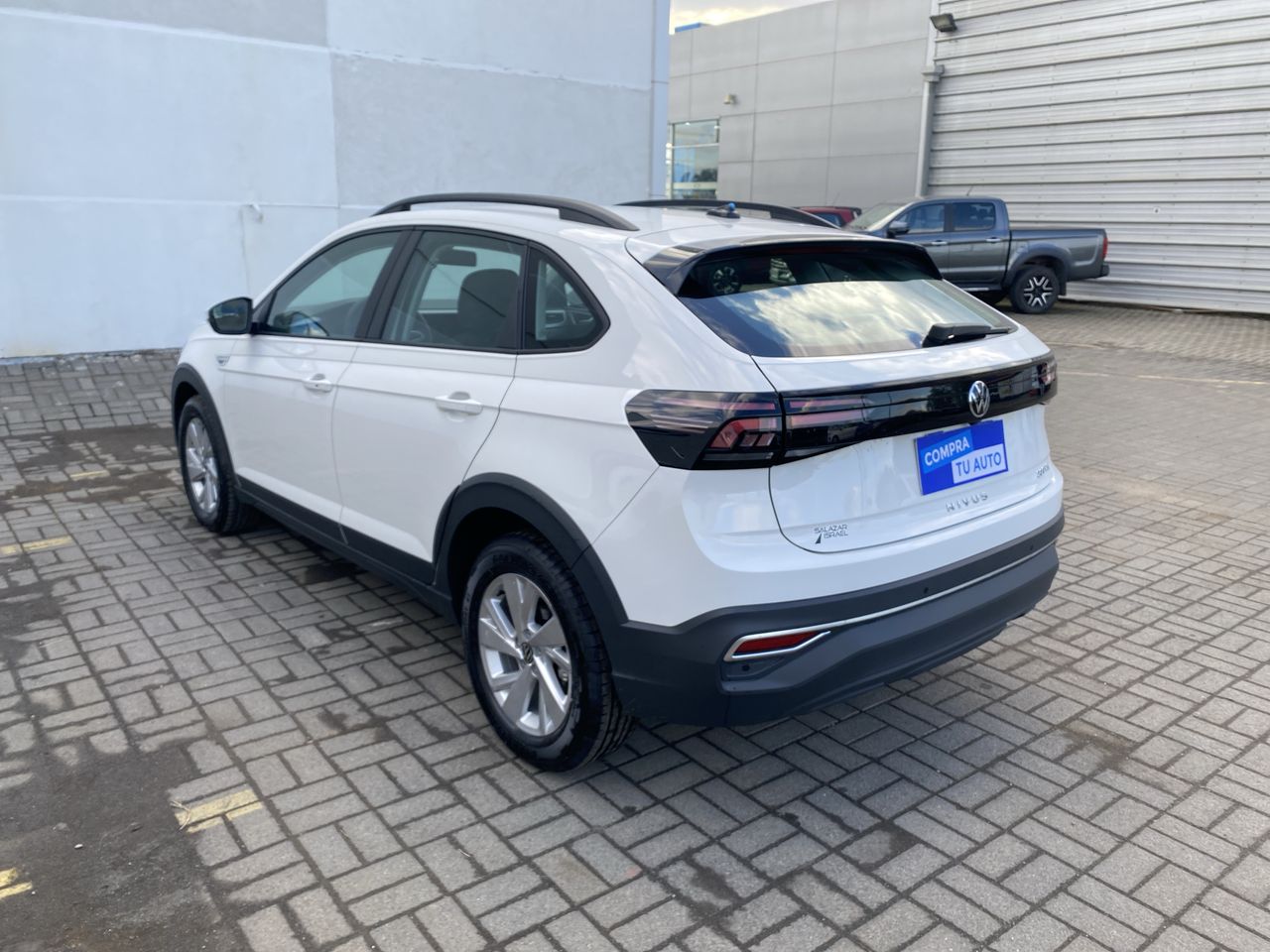 VOLKSWAGEN - 5