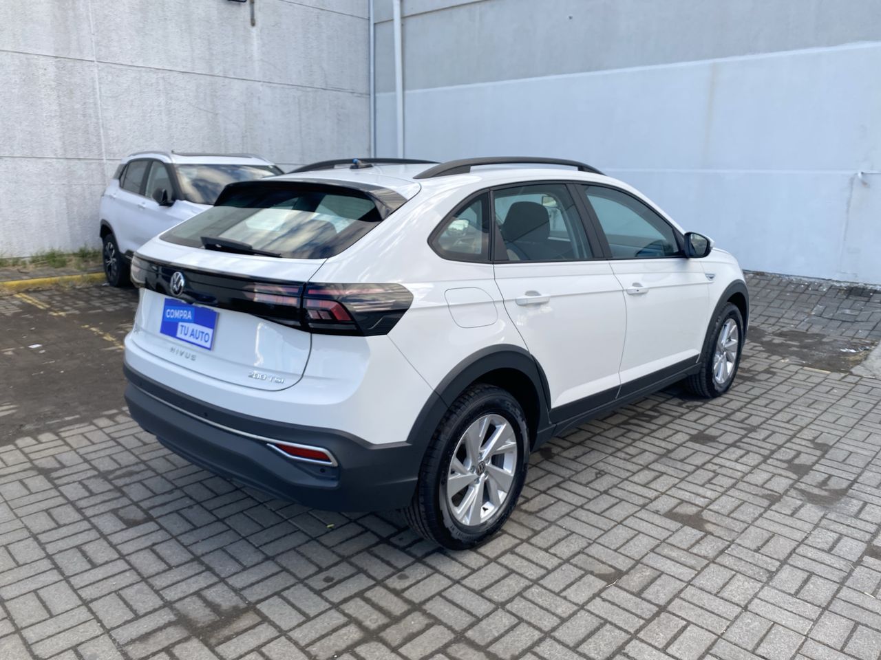 VOLKSWAGEN - 7