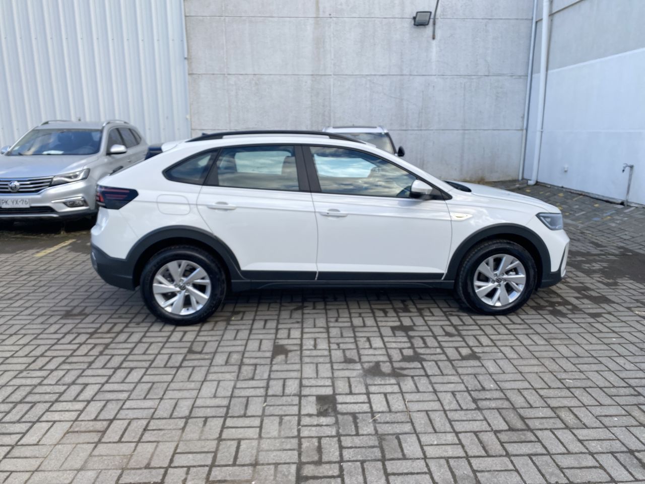 VOLKSWAGEN - 8