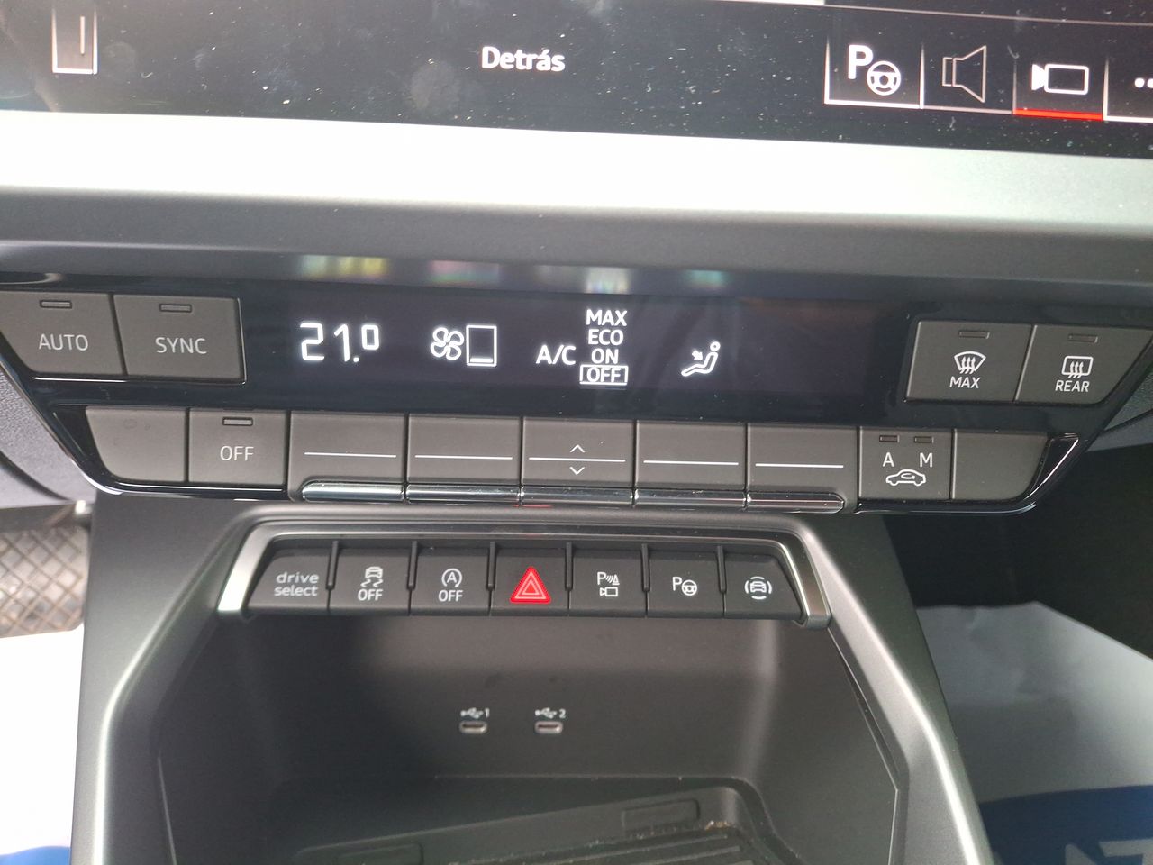 AUDI - 29