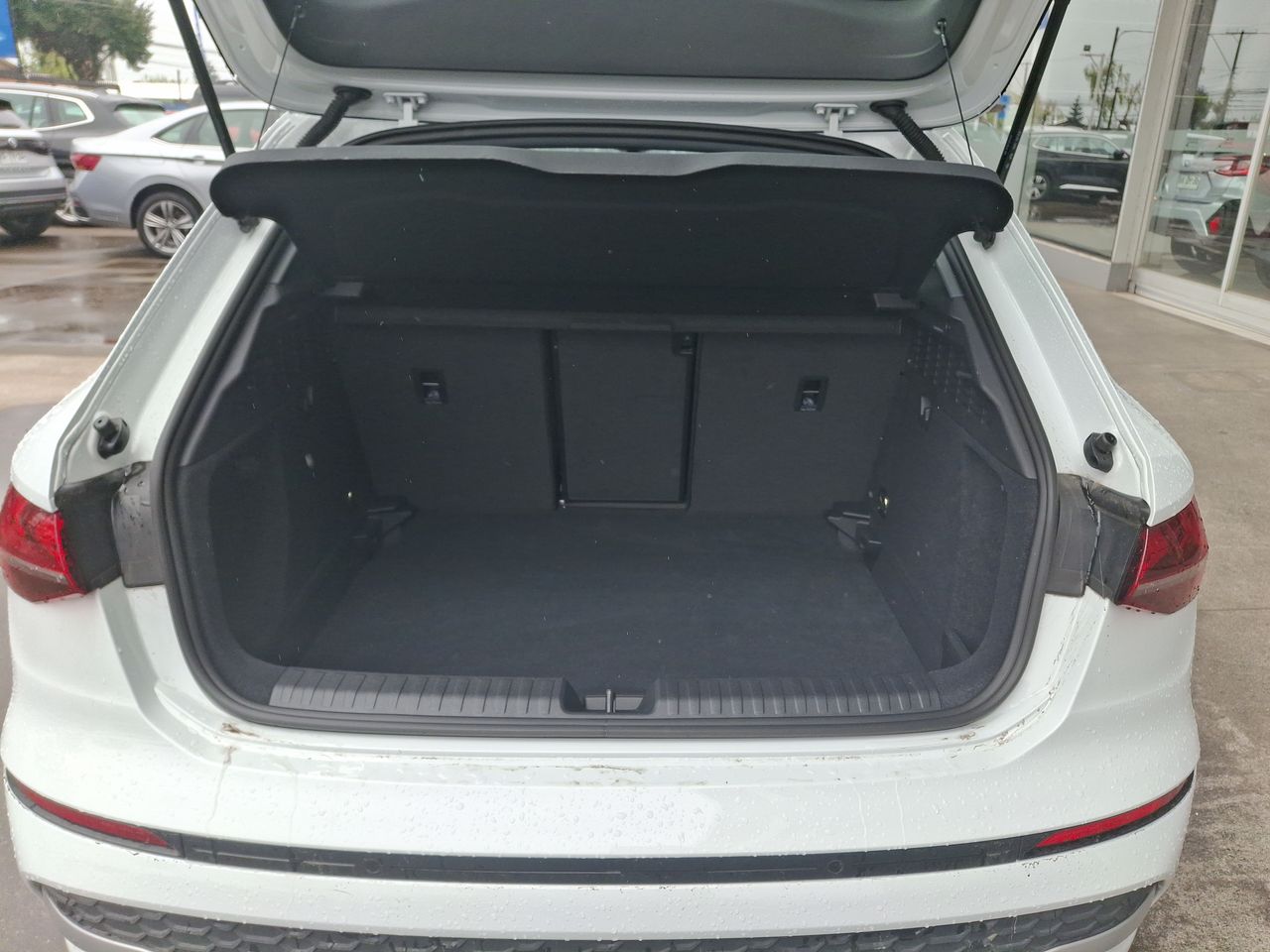 AUDI - 20