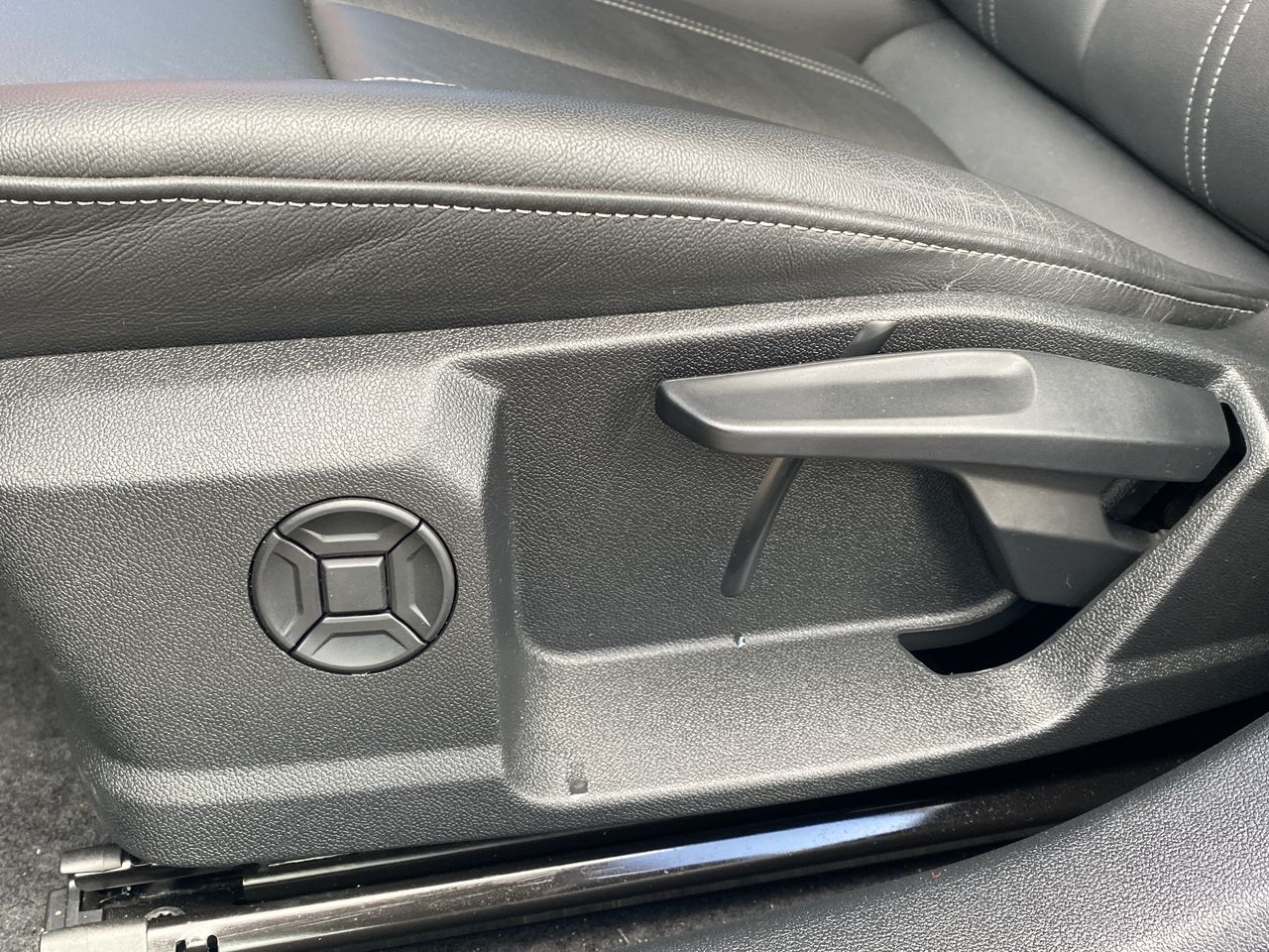 AUDI - 22