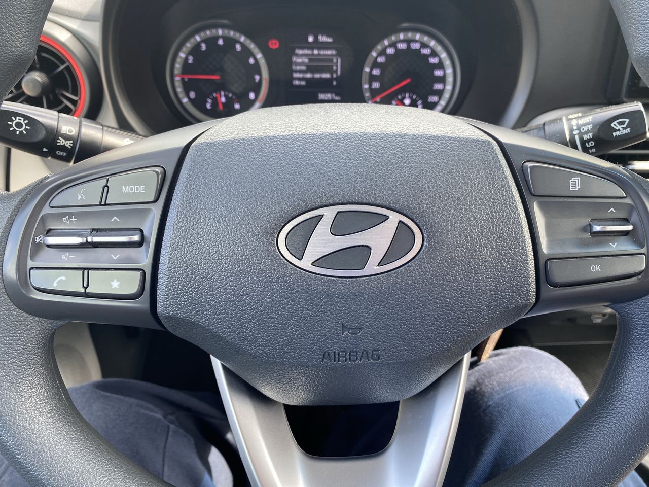 HYUNDAI - 26