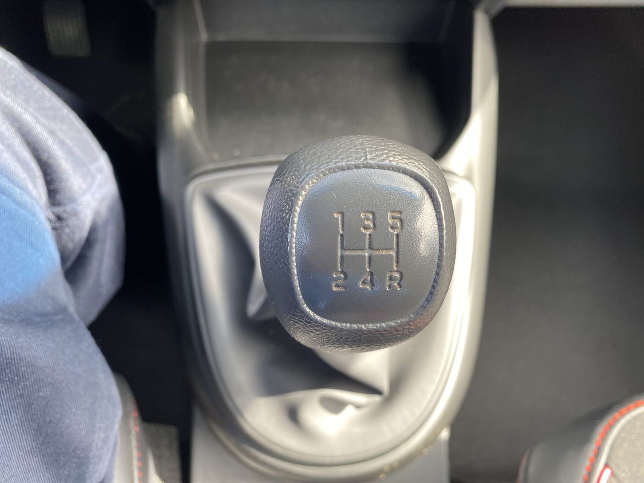 HYUNDAI - 31