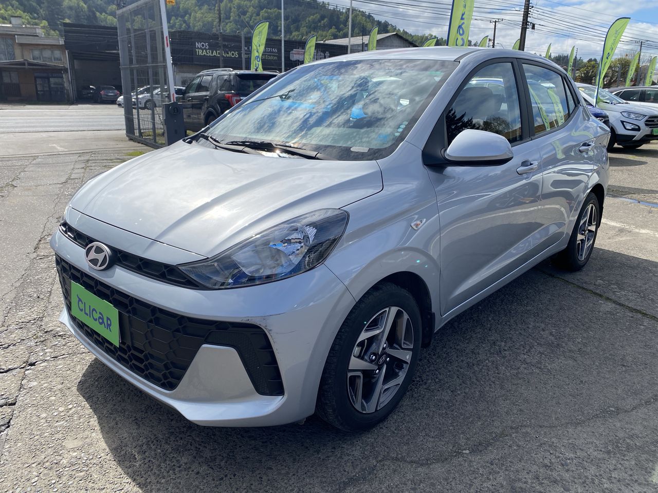 HYUNDAI - 4