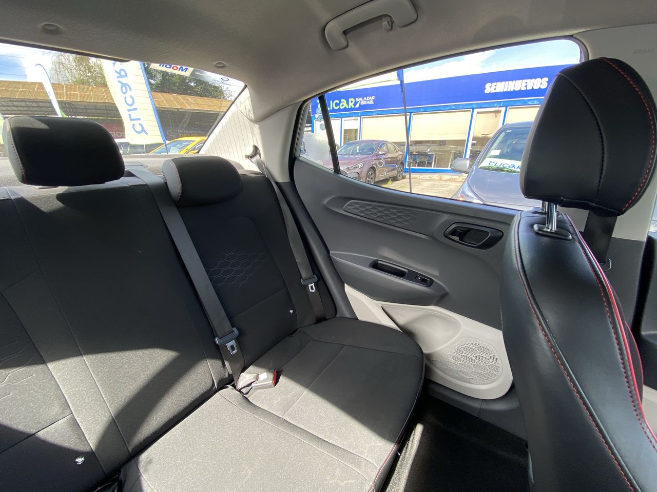 HYUNDAI - 14