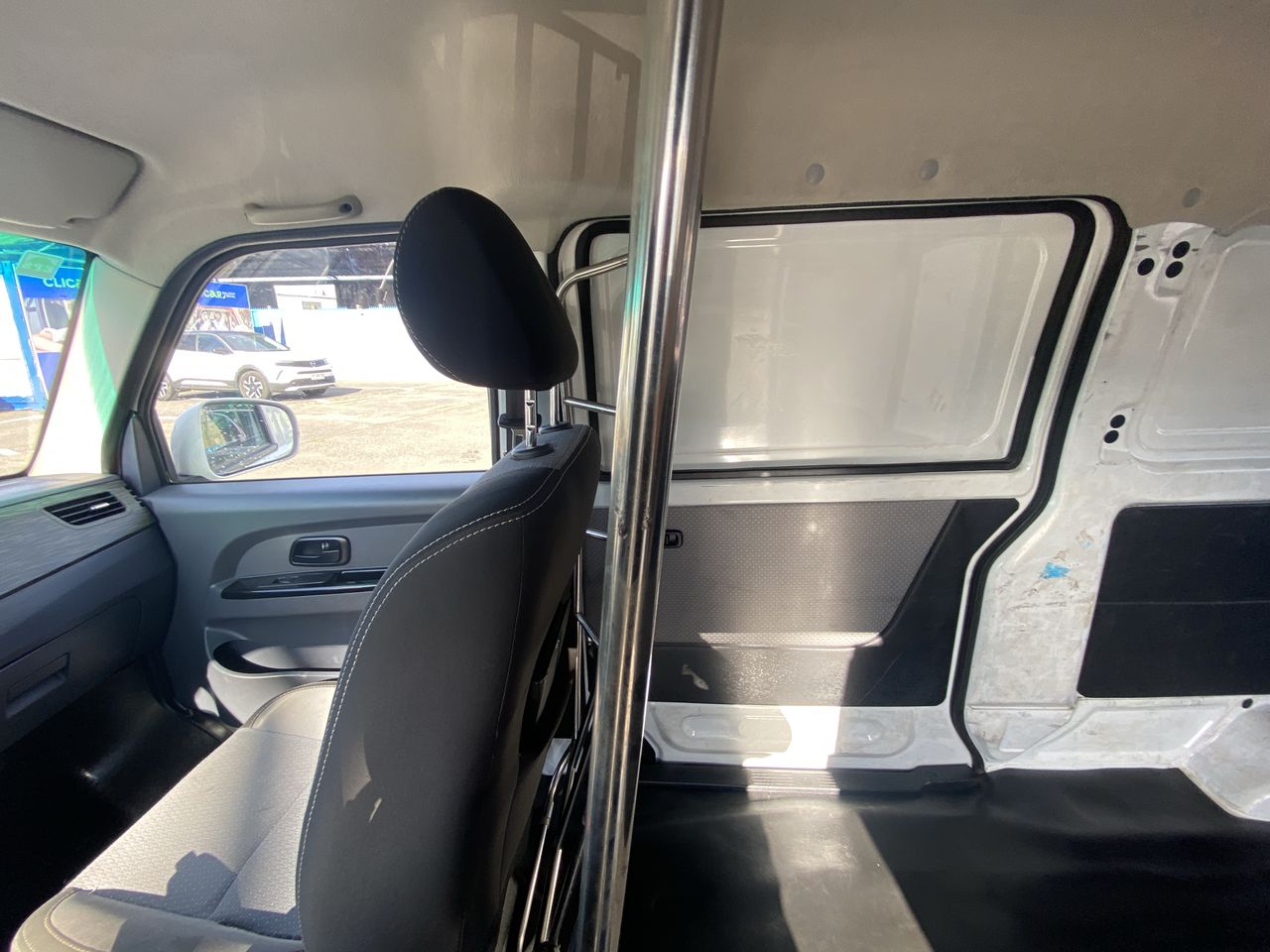 SWM X30 — foto 4 de 23