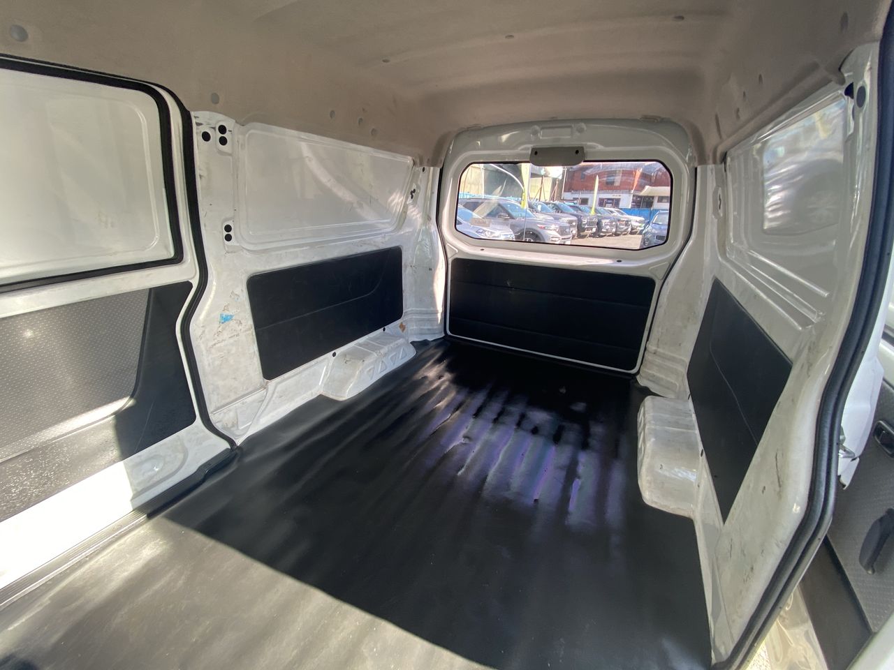 SWM X30 — foto 6 de 23