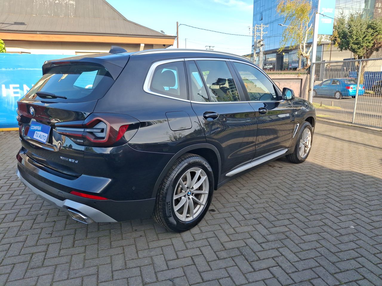 BMW - 7