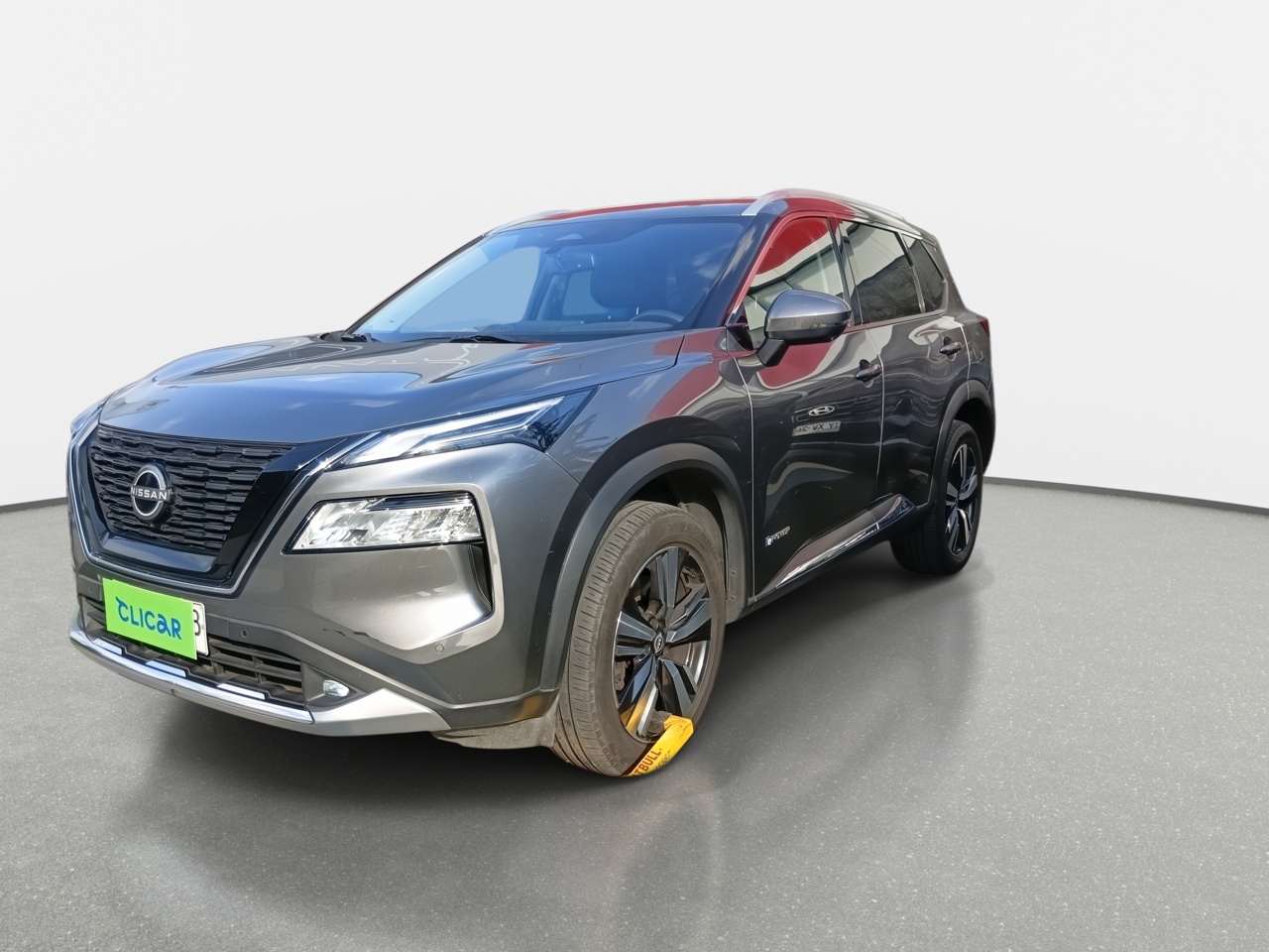 NISSAN - 4