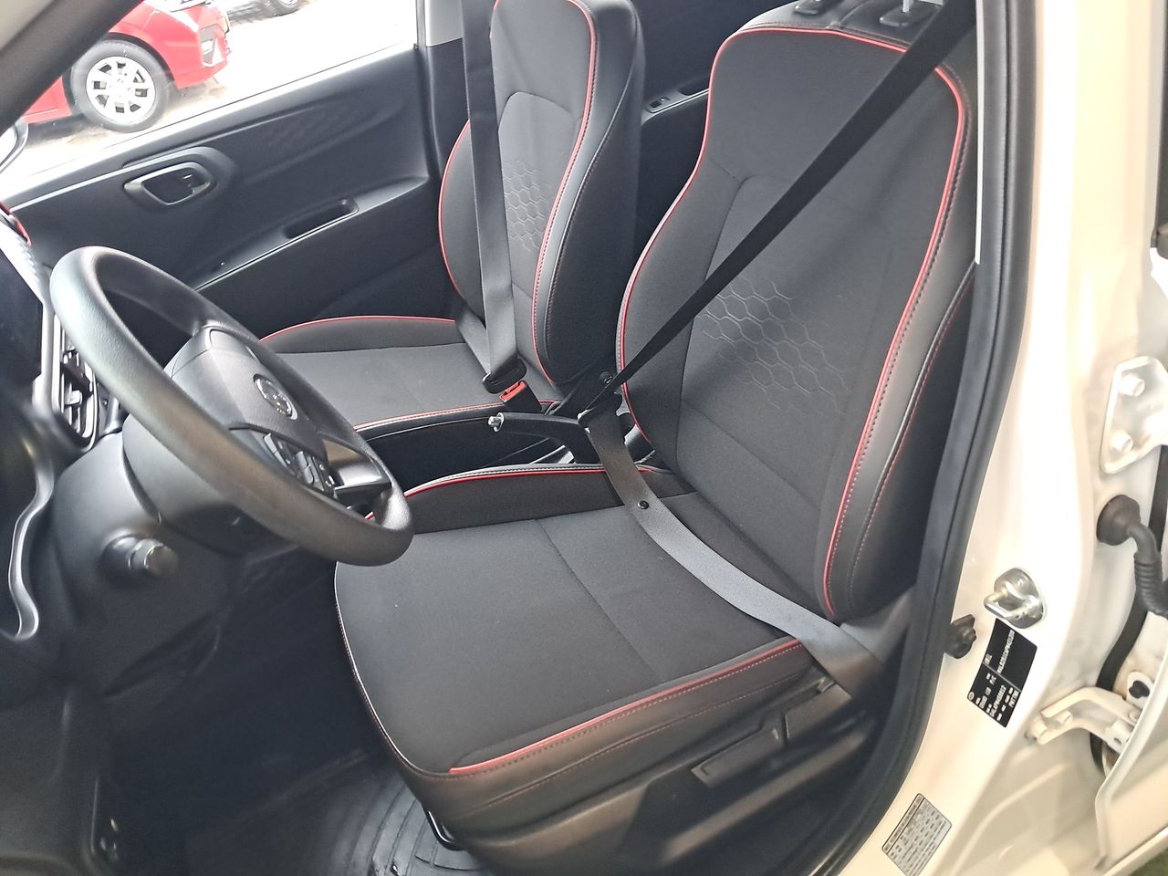 HYUNDAI - 15