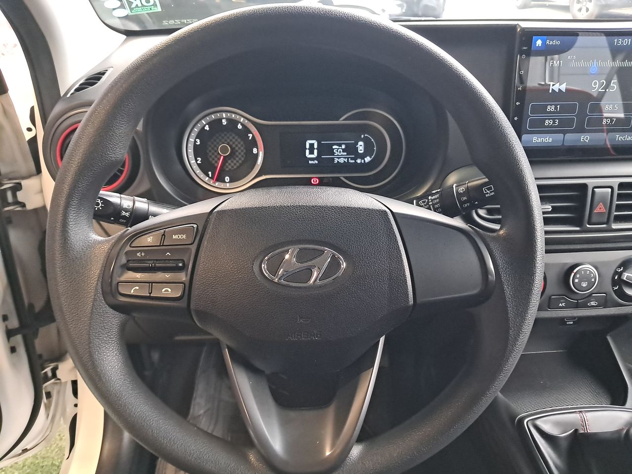 HYUNDAI - 16