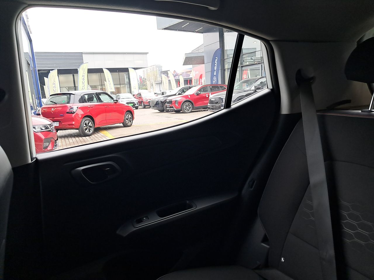 HYUNDAI - 4