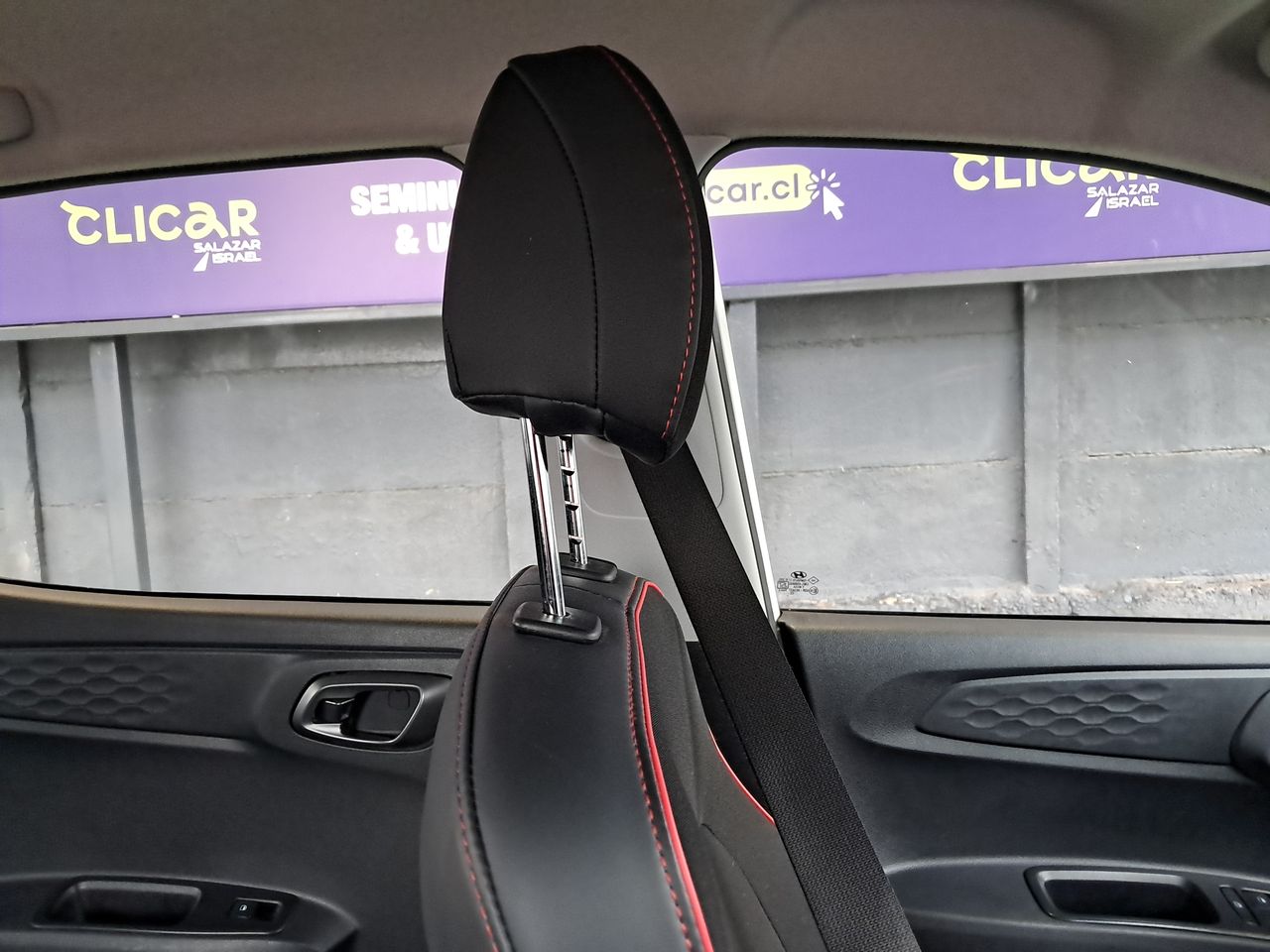 HYUNDAI - 7