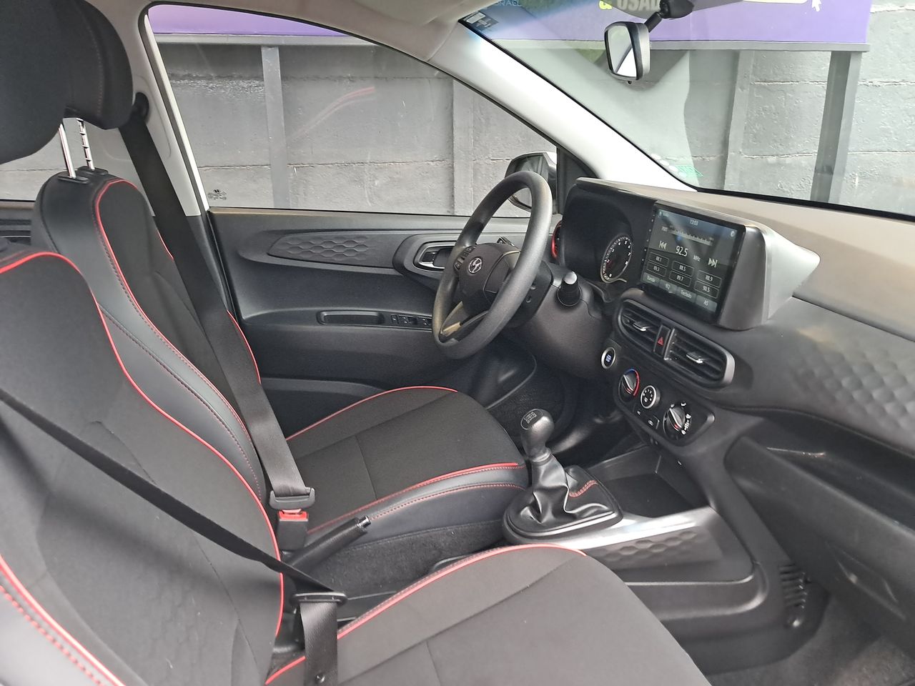 HYUNDAI - 8
