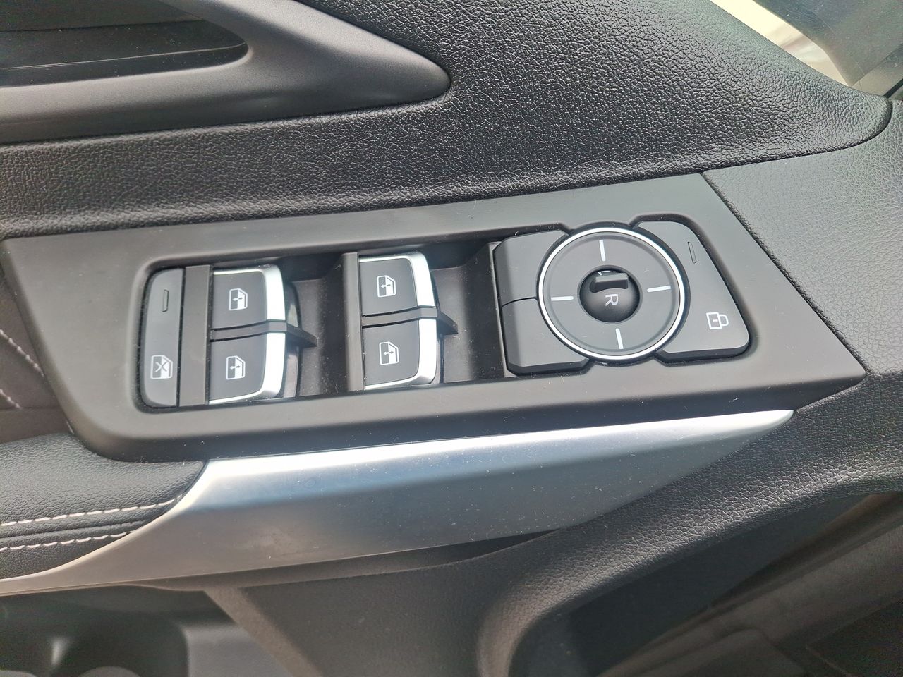 Ford Territory — foto 23 de 31