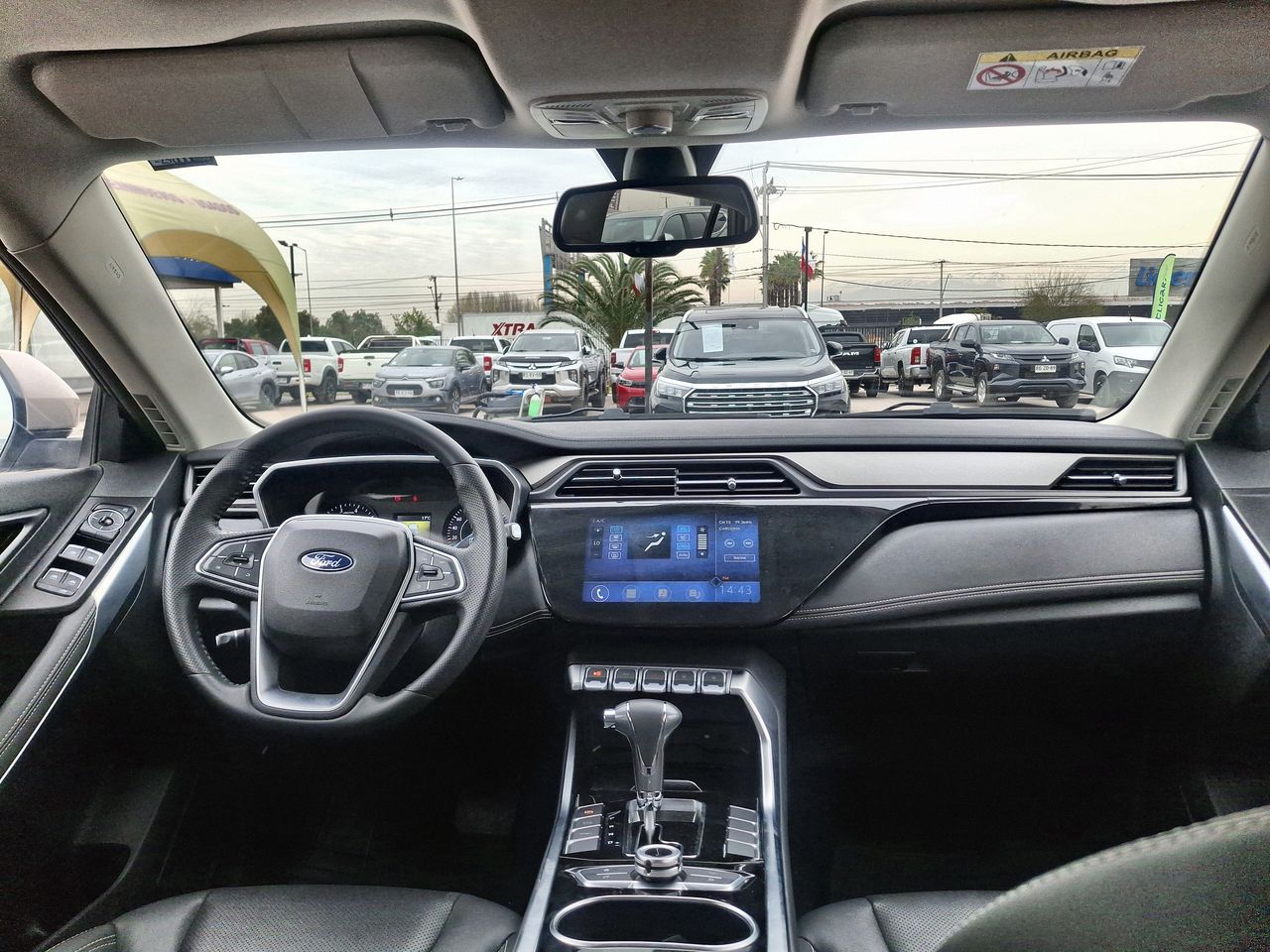 Ford Territory — foto 10 de 31
