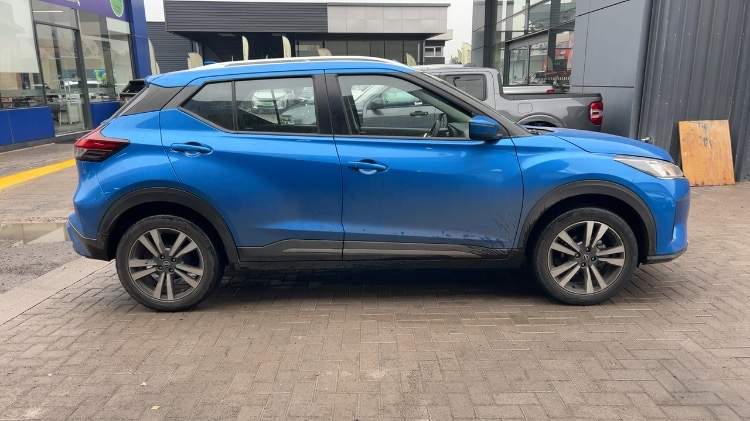 NISSAN - 2