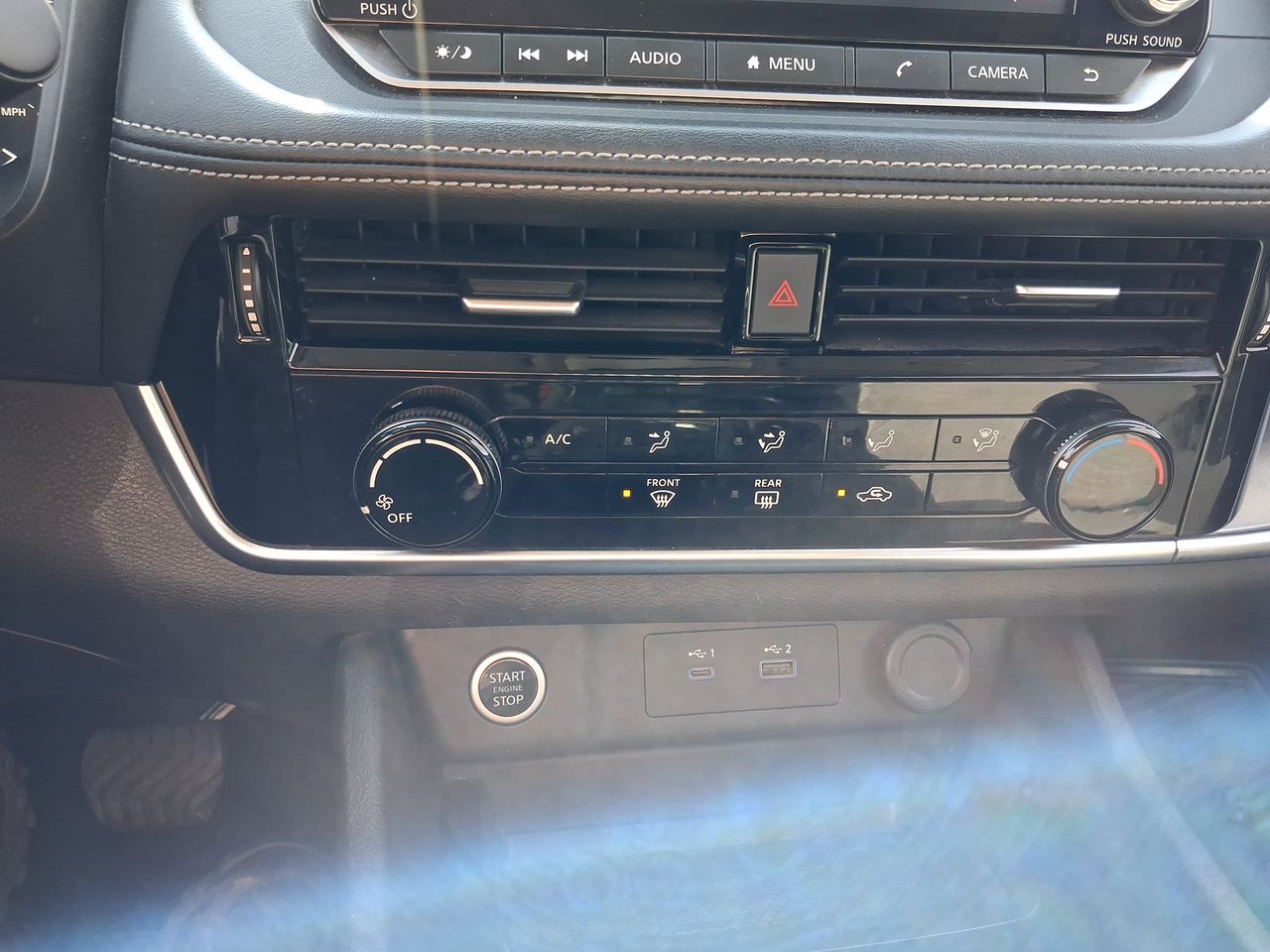 Nissan X-Trail — foto 22 de 29