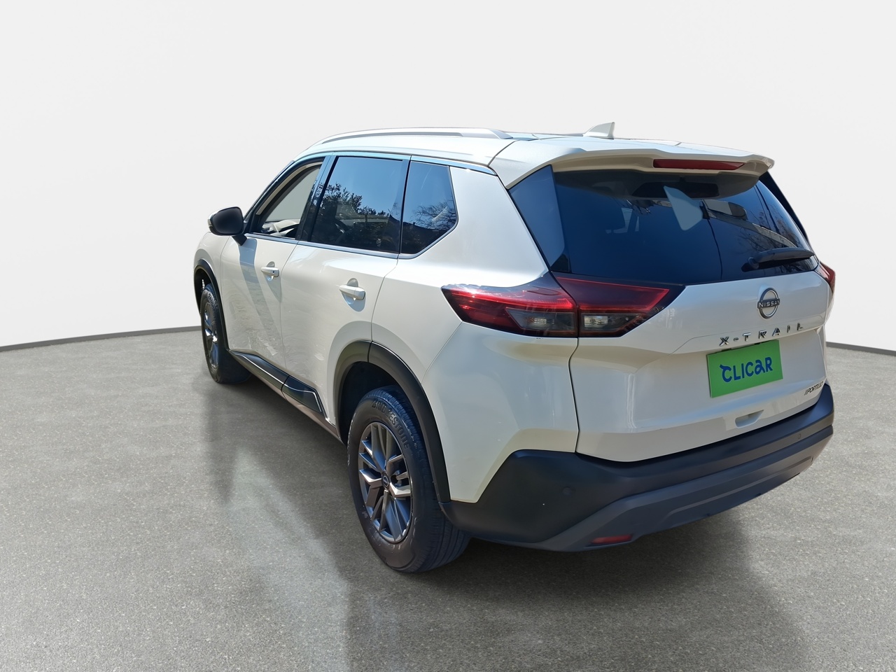 NISSAN - 5