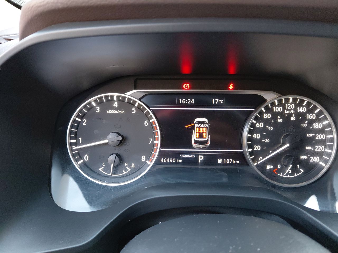 NISSAN - 18
