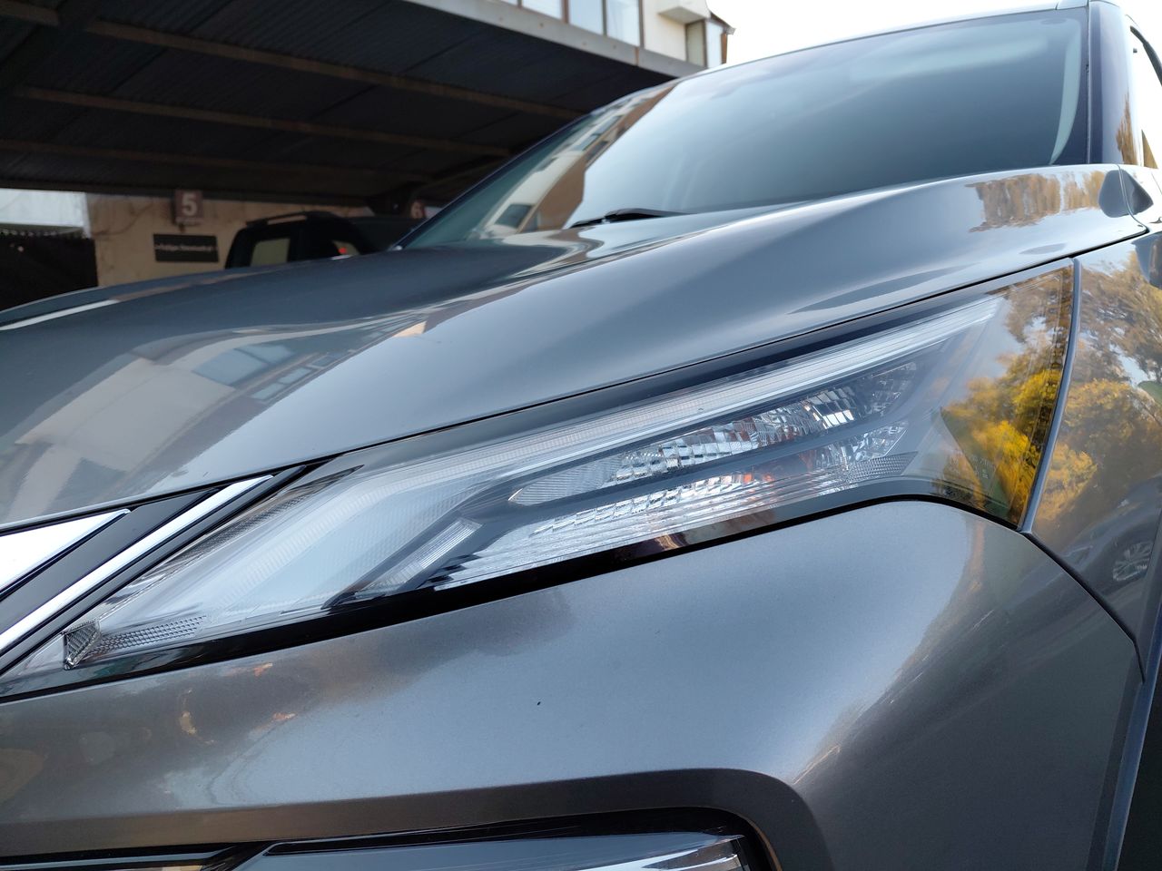 NISSAN - 9
