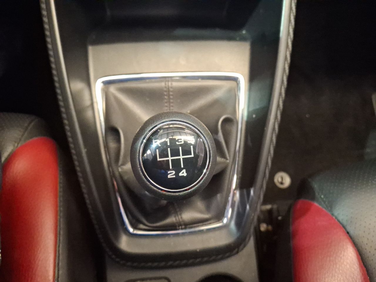 MG Zs — foto 21 de 24