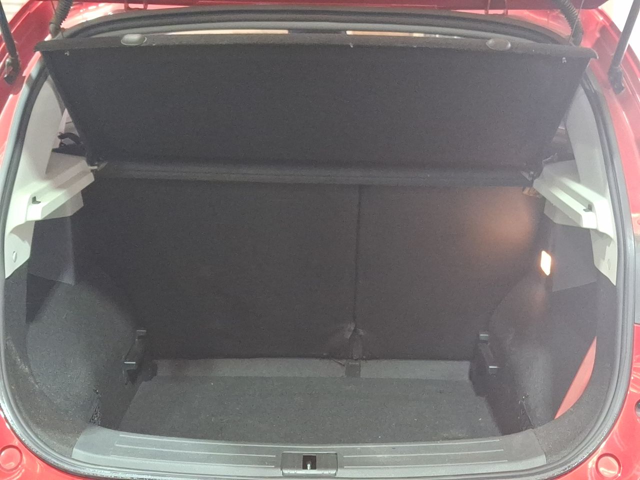 MG Zs — foto 14 de 24