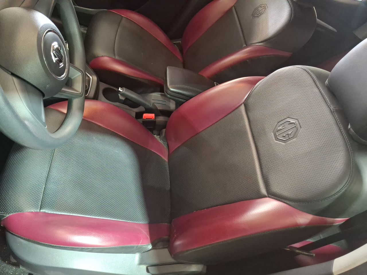 MG Zs — foto 16 de 24