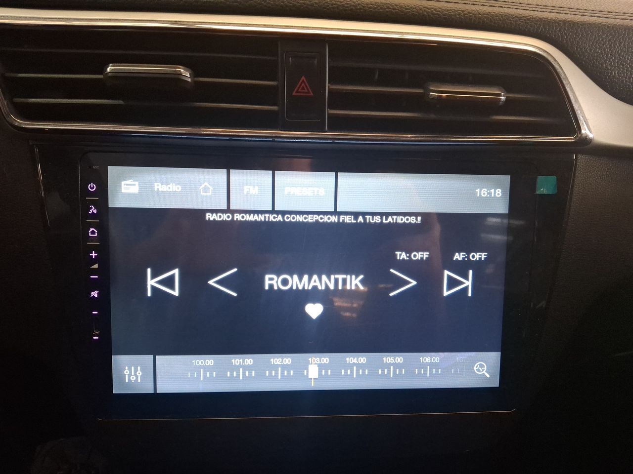 MG Zs — foto 18 de 24