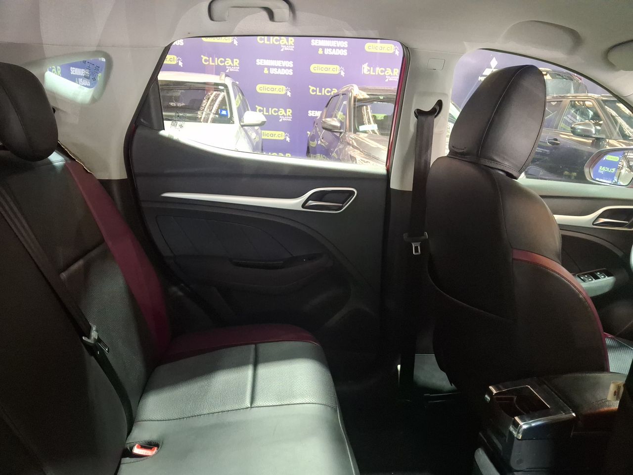 MG Zs — foto 8 de 24