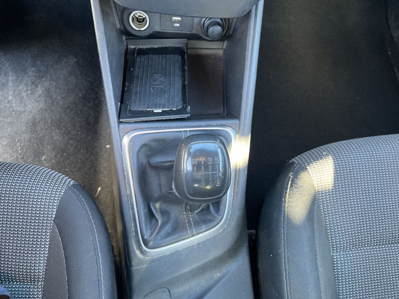 HYUNDAI - 21