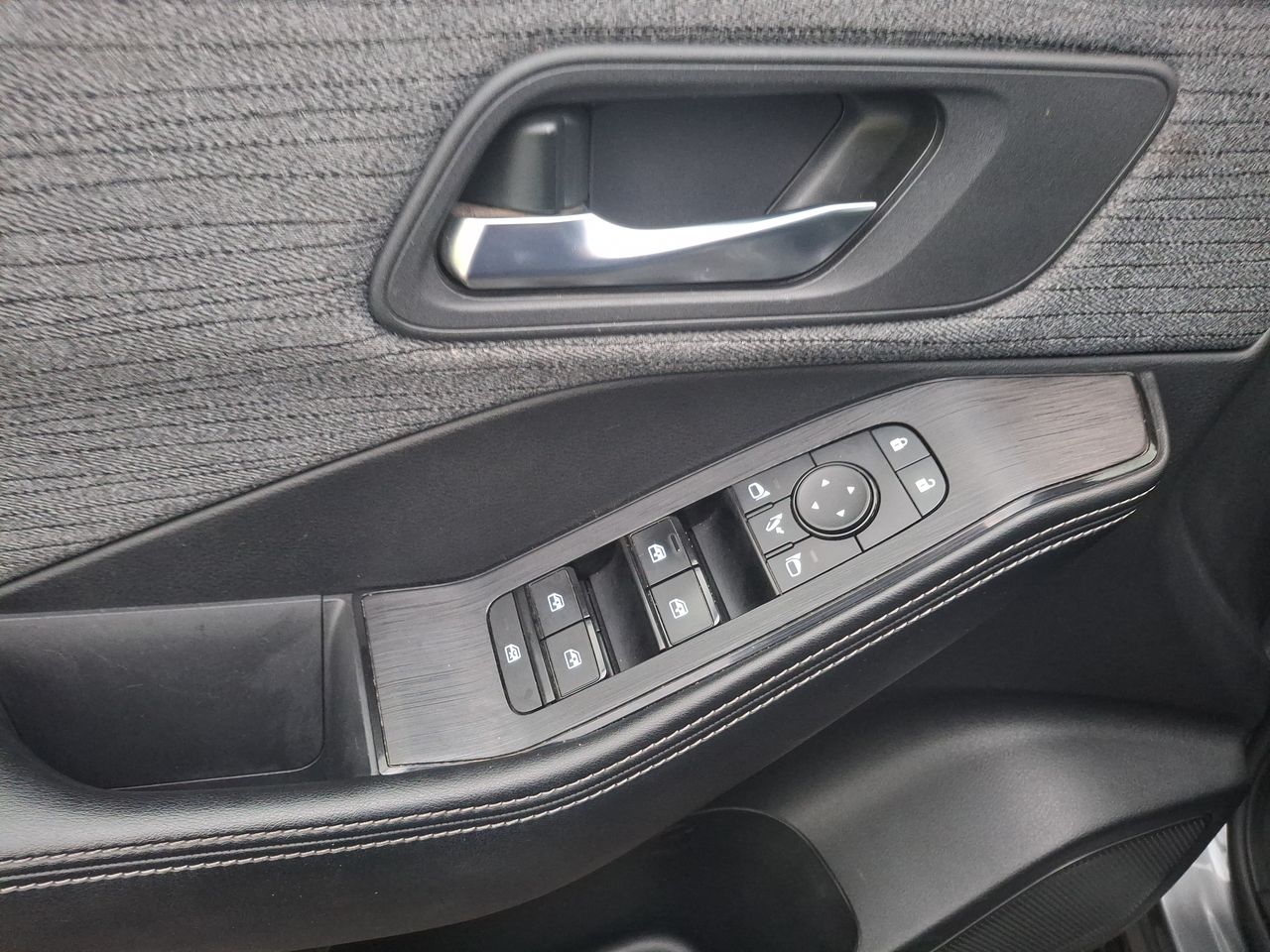 NISSAN - 13