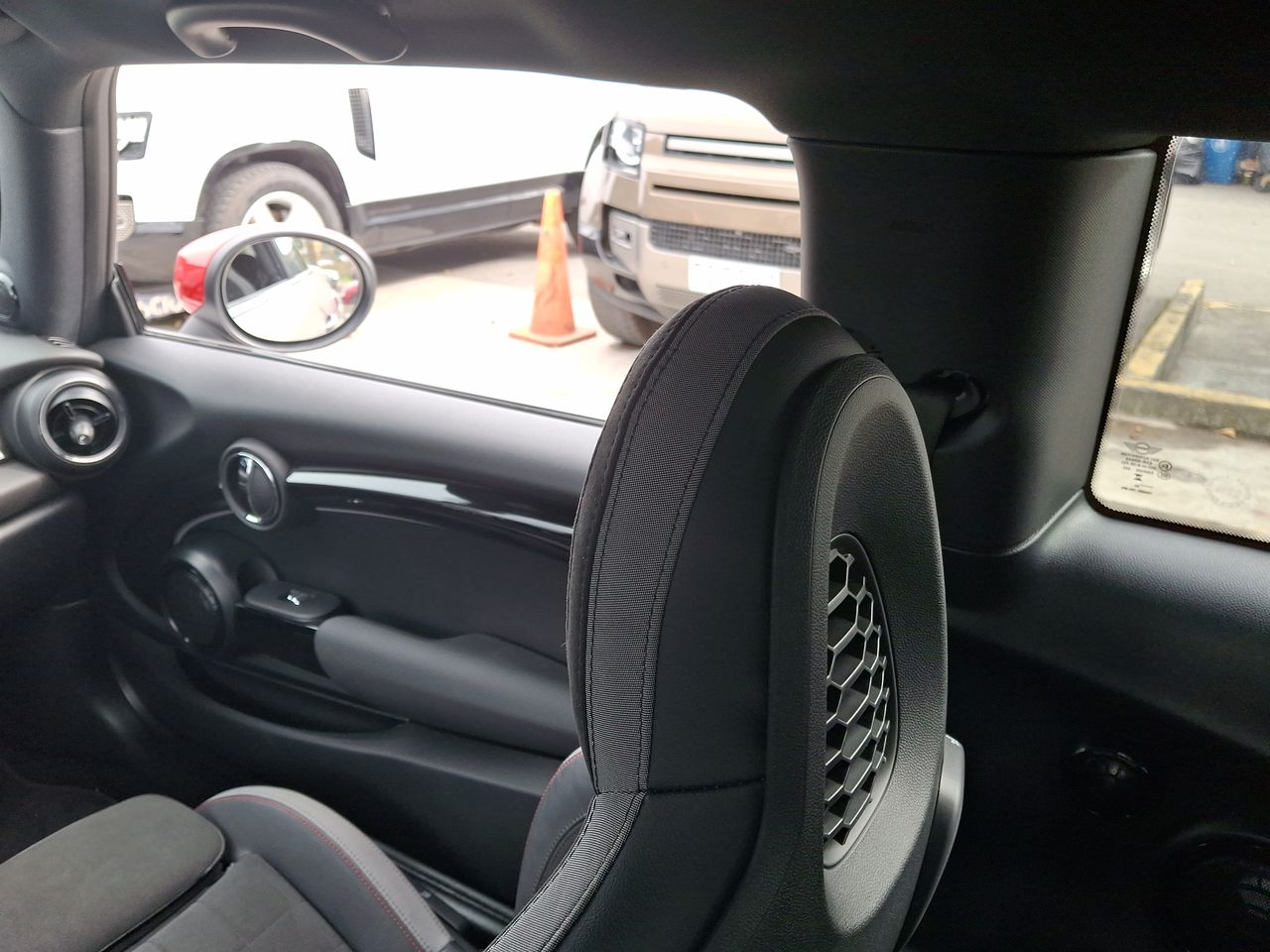 MINI - 10